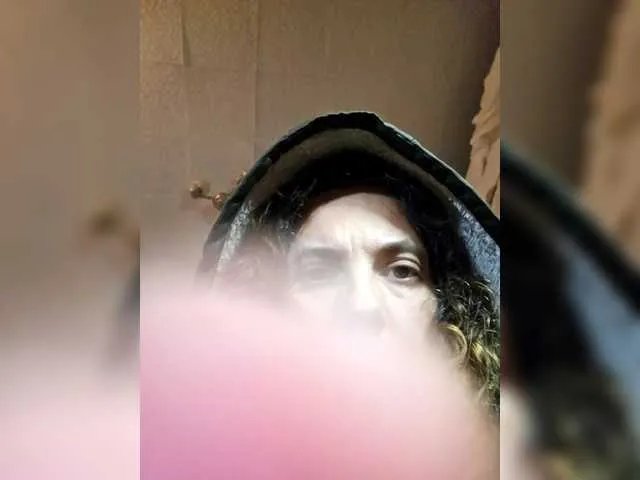 ana20sexy on BongaCams