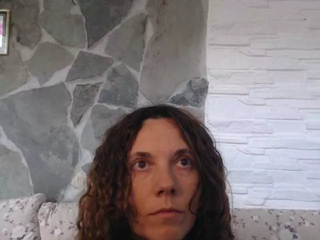 ana20sexy on BongaCams
