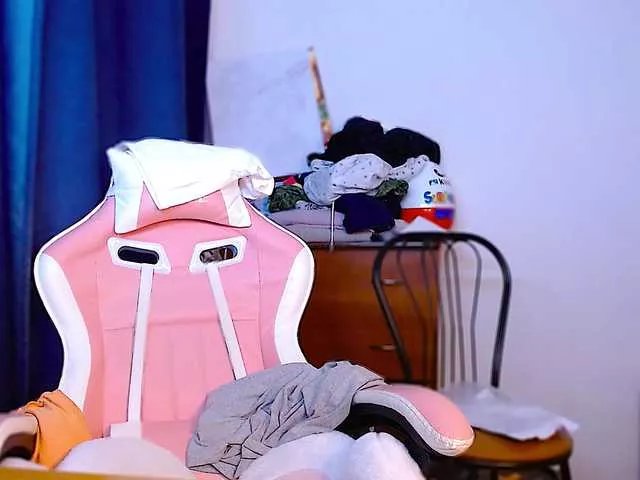 ann-mikele on BongaCams