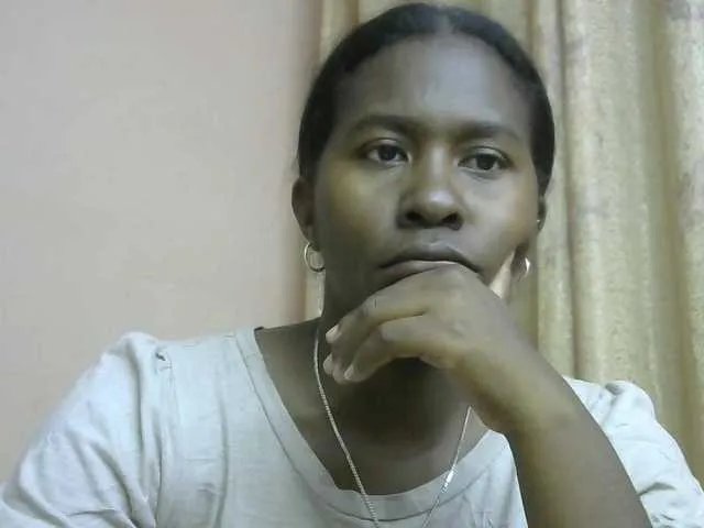 Katty-12 on BongaCams