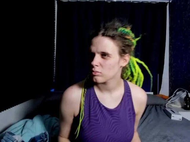 KIKIKrash on BongaCams