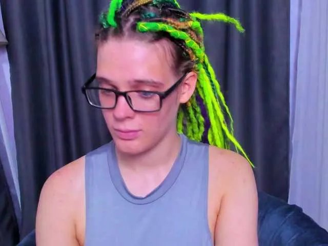 KIKIKrash on BongaCams