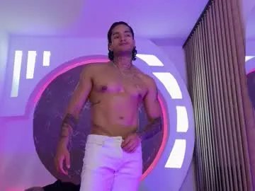 alanrodgers2_0 on Chaturbate