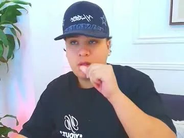 bennett_alejoo on Chaturbate