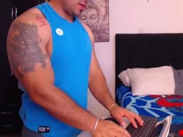 derek_group on Chaturbate
