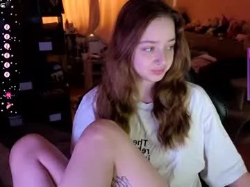 queen_kitty1818 on Chaturbate