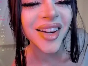 sweetest_bella on Chaturbate