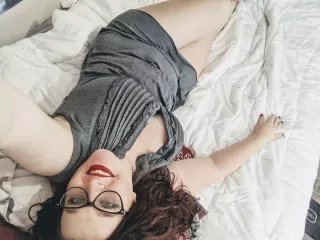 Littleprincessbella on Streamate