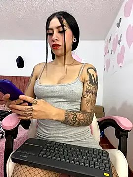 Bunny_sexy01 on StripChat