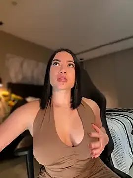 HannaBeckett on StripChat