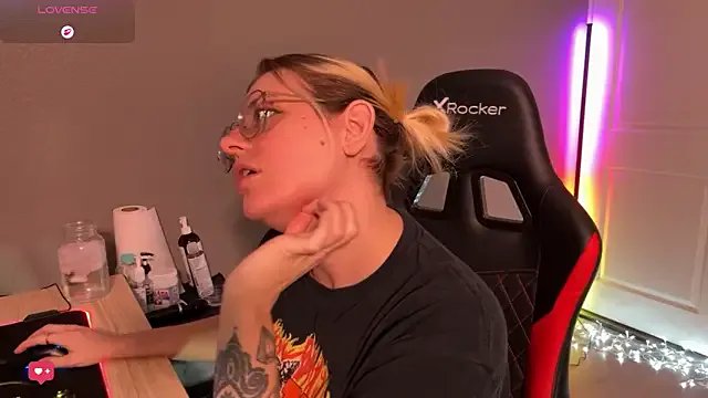 MAXXXTV on StripChat