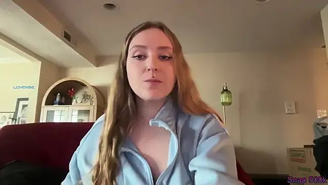 Pattyworld69 on StripChat